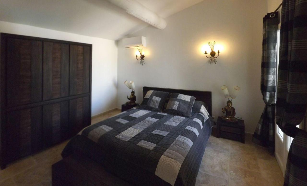 Mas Dansavan Chambres D'Hotes Oppède Dış mekan fotoğraf